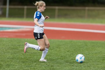 Bild 347 - wBJ VfL Pinneberg - Germania Schnelsen : Ergebnis: 15:1